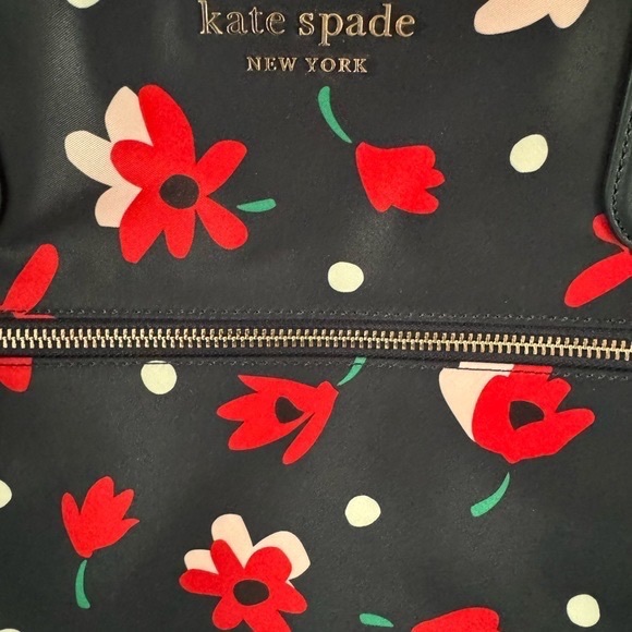 Kate Spade Diaper Bag Red Flowers Chelsea Whimsy Floral Baby Bag Navy Blue NWOT - Picture 3 of 3